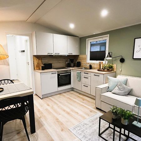 Ostseecamp Ferienhaus "Quartier 104" ชาร์บอยท์ซ ภายนอก รูปภาพ