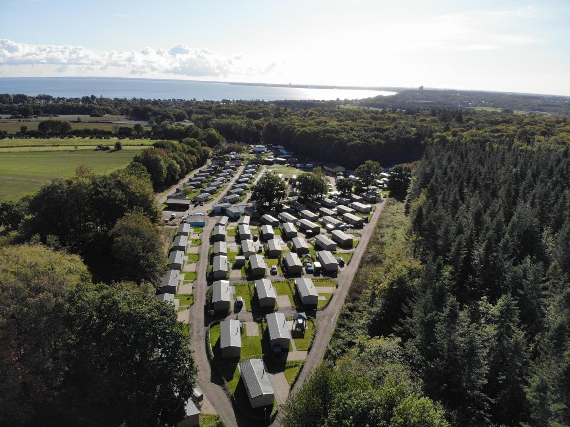 Ostseecamp Ferienhaus "Quartier 104" ชาร์บอยท์ซ ภายนอก รูปภาพ
